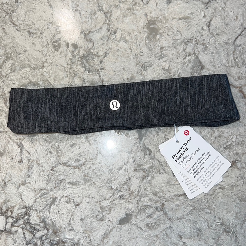 Lululemon Fly Away Tamer Headband